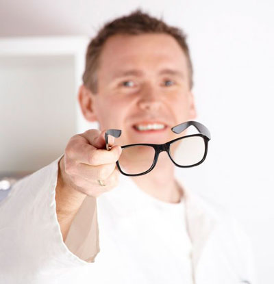 Advantages of Wearing Glasses